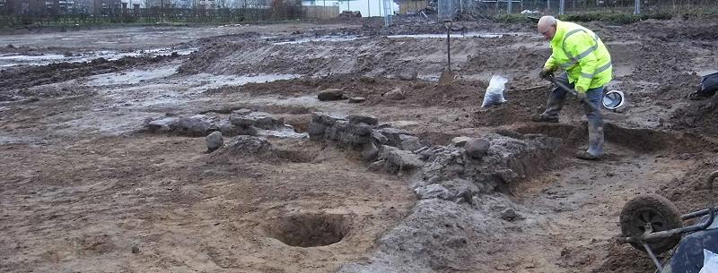 Excavating a Roman roundhouse with an earlier timber roundhouse beneath, near Ferryhill